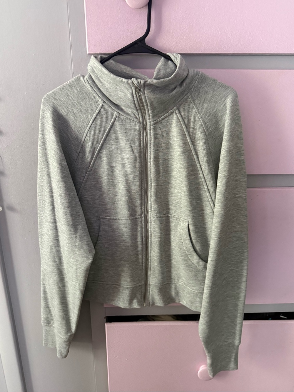 Danskin Light Gray Crew Sweatshirt Size L
